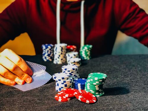 How Should You Select a Casino Game Fit for Your interest?   